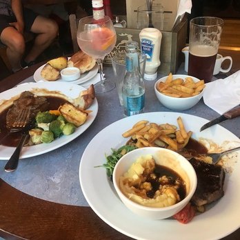 White Swan - steak and Sunday Roast Beef - Pubs Near Me - London, XGL White Swan - steak and Sunday Roast Beef - Pubs Near Me - London, XGL