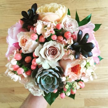 Franco's Flowers - Bridesmaid bouquet! - Florists Near Me - Encinitas, California
