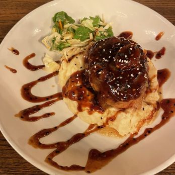 The Oak Barrel - Dr. Pepper Pork Shank - Brasseries Near Me - Valley View, Ohio The Oak Barrel - Dr. Pepper Pork Shank - Brasseries Near Me - Valley View, Ohio