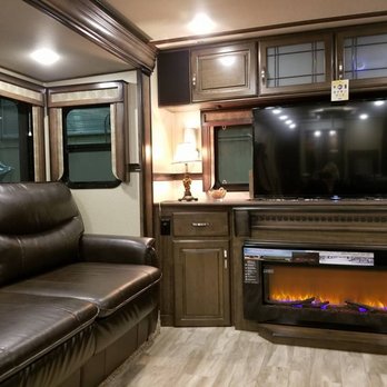 Blue Compass RV - RV Dealers Near Me - Seguin, Texas Blue Compass RV - RV Dealers Near Me - Seguin, Texas