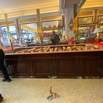 Carette - Patisserie/Cake Shop Near Me - Paris, 75 Carette - Patisserie/Cake Shop Near Me - Paris, 75