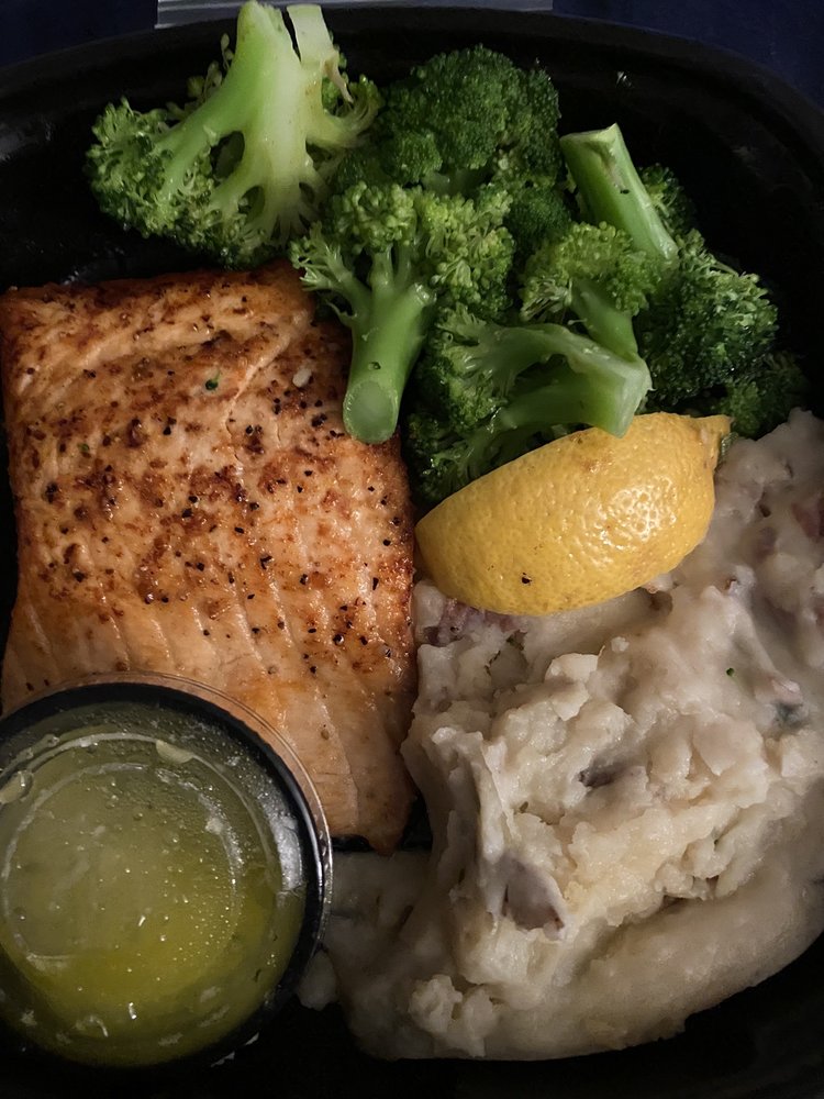 CHARLIE BROWN???S STEAKHOUSE 97 Photos & 112 Reviews 2376 North Ave