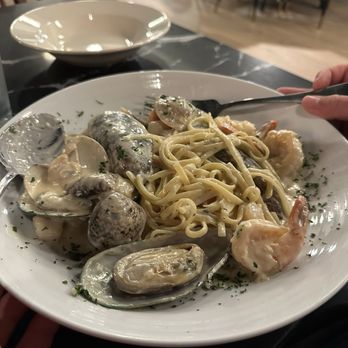Napoli's Italian - Frutti di Mare - Shrimp, Mussels, Clams, and Scallops. Choice of Marinara or Alfredo Sauce, Linguini Pasta - Italian Near Me - Midvale, Utah Napoli's Italian - Frutti di Mare - Shrimp, Mussels, Clams, and Scallops. Choice of Marinara or Alfredo Sauce, Linguini Pasta - Italian Near Me - Midvale, Utah