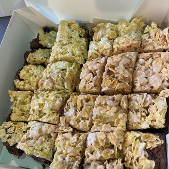 Daisy Cakes - Cornflake crispie brownies - Desserts Near Me