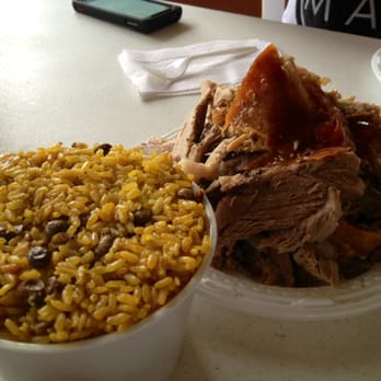 Lechonera Rancho T - Fast Food Near Me - Camuy, Puerto Rico
