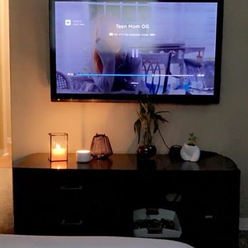HelpTek - Mounted TV - IT Services & Computer Repair Near Me