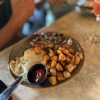 H Cafe - Breakfast & Brunch Near Me - Los Angeles, California