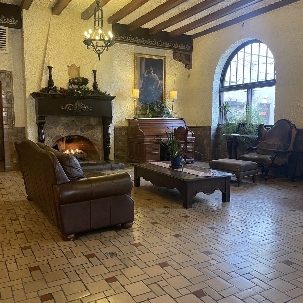 Holland Hotel - Hotels Near Me - Alpine, Texas Holland Hotel - Hotels Near Me - Alpine, Texas