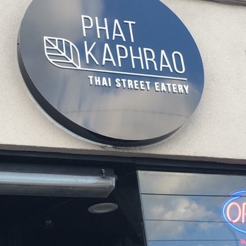 Phat Kaphrao - Outside the restaurant - Thai Near Me - Toronto, Ontario