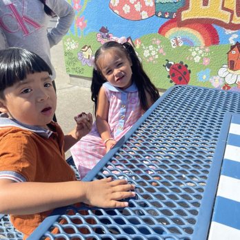 Bilingual Garden Daycare - Story time - Child Care & Day Care Near Me