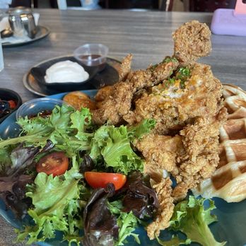 Wara Cafe - Fried Chicken Croffle - Cafes Near Me - Chino, California