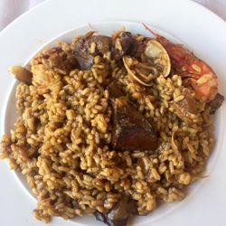 Restaurant LES Palmeres - A rice dish similar to Paella, but with different seasoning
