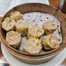 Dumpling Capital - Pork and shrimp siu mai