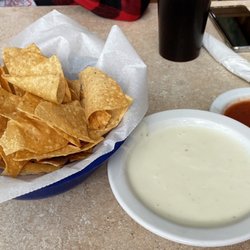 La Casita Mexican Restaurant - Chips and large cheese dip