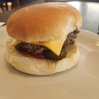 Fletcher's Restaurant - Cheese burger - Diners Near Me - Truro, Nova Scotia