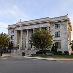 Alamance County Historical Courthouse - Alamance County Courthouse, Graham
