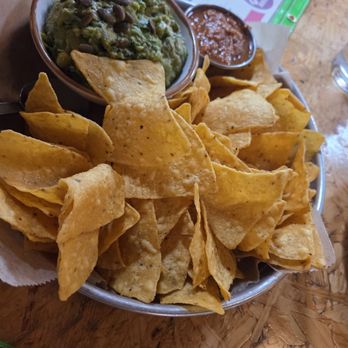 Union Rec - Sweet pea guacamole with chips and small side of salsa - Coffee & Tea Near Me - Ann Arbor, Michigan