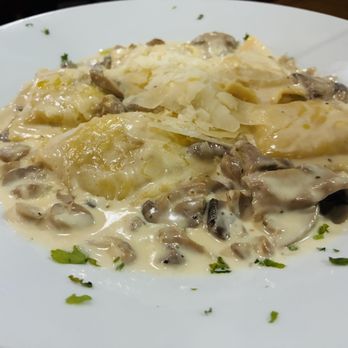 Ciao Ragazzi Restaurant & Bar - Italian Near Me - Chicago, Illinois