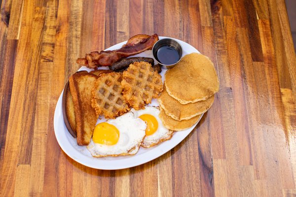 Treylor Park Double Wide Diner by null