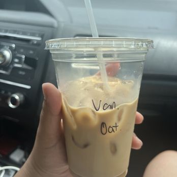 Skyluxx - Iced Vanilla Oatmilk Mocha - Coffee & Tea Near Me - Tempe, Arizona Skyluxx - Iced Vanilla Oatmilk Mocha - Coffee & Tea Near Me - Tempe, Arizona