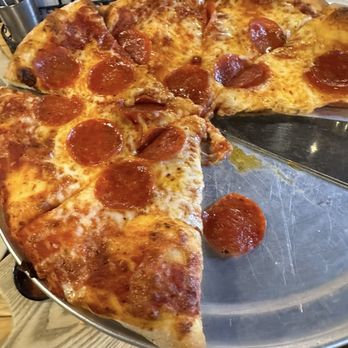 The Mitten Brewing - Pepperoni Pizza - Breweries Near Me - Grand Rapids, Michigan The Mitten Brewing - Pepperoni Pizza - Breweries Near Me - Grand Rapids, Michigan