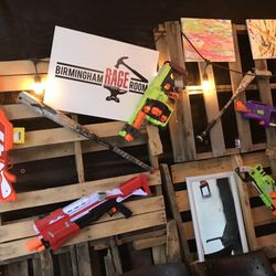 Birmingham Rage Room - Weapons wall