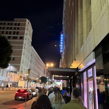 Orpheum Theatre - Line to get in was insanely long - Finally rounded the last corner and can see the theater lol - Music Venues Near Me - Los Angeles, California