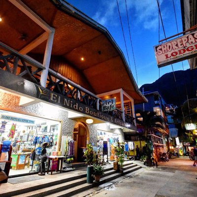 El Nido Boutique Artcafe by null