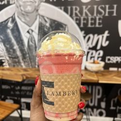Lambert's - Red Velvet frappe