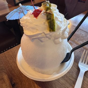 Cotton & Snow - Pina colada snow - Shaved Ice Near Me - Nashville, Tennessee