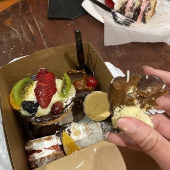 Argentina Bakery - Bakeries Near Me - Irving, Texas