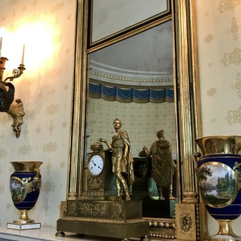 The White House - The Blue Room Mantel. The clock dates back to 1817. - Landmarks & Historical Buildings Near Me - Washington, DC, District of Columbia