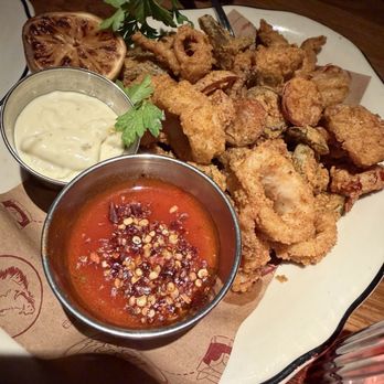 Il Porcellino - Fried Calamari - Italian Near Me - Chicago, Illinois