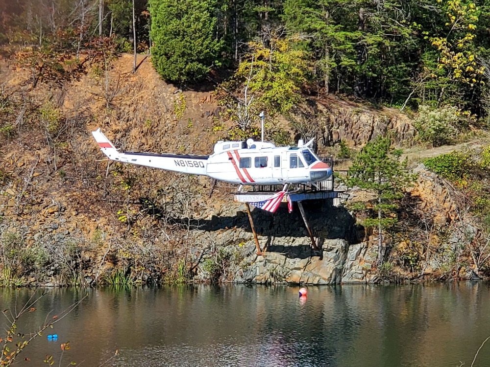 BLUE STONE DIVE RESORT Updated September 2024 3179 Cunningham Rd