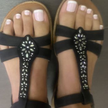Top Nail Bar - Gel French Pedicure by Kim - Nail Salons Near Me - Sacramento, California Top Nail Bar - Gel French Pedicure by Kim - Nail Salons Near Me - Sacramento, California