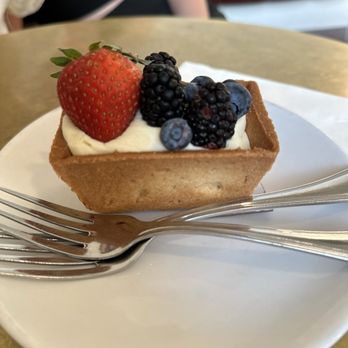 Tatte Bakery & Cafe | Georgetown - Bakeries Near Me - Washington, DC, District of Columbia Tatte Bakery & Cafe | Georgetown - Bakeries Near Me - Washington, DC, District of Columbia