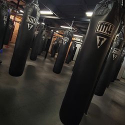 TITLE Boxing Club