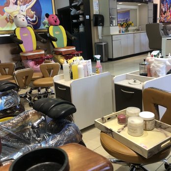 T Nails & Spa - Children's chairs. Cute! - Nail Salons Near Me - Newnan, Georgia