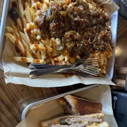 The Porch at ETX Brewing - Patty Melt Burger and BBQ Mac 'N Cheese Fries
