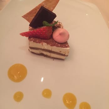 Rosato - Tiramisu with mango sauce. - Italian Near Me - Cabo San Lucas, BCS