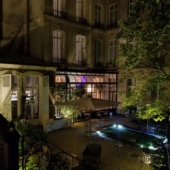 Hôtel Alfred Sommier - Rear patio - Hotels Near Me - Paris, 75