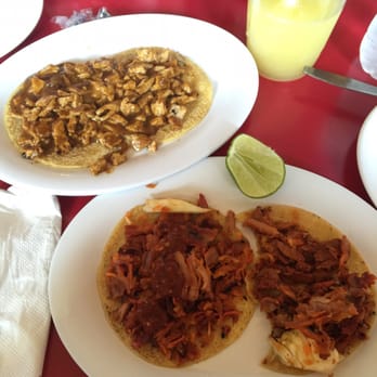 El Charco de las Ranas - Tacos al Pastor and Tacos with seasoned pork - Mexican Near Me - México, D.F., DIF El Charco de las Ranas - Tacos al Pastor and Tacos with seasoned pork - Mexican Near Me - México, D.F., DIF