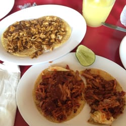 El Charco de las Ranas - Tacos al Pastor and Tacos with seasoned pork