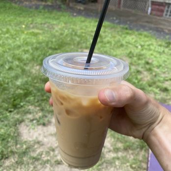 Lucky's Cafe - Iced Coffee with Oat Milk - Coffee & Tea Near Me - Cleveland, Ohio