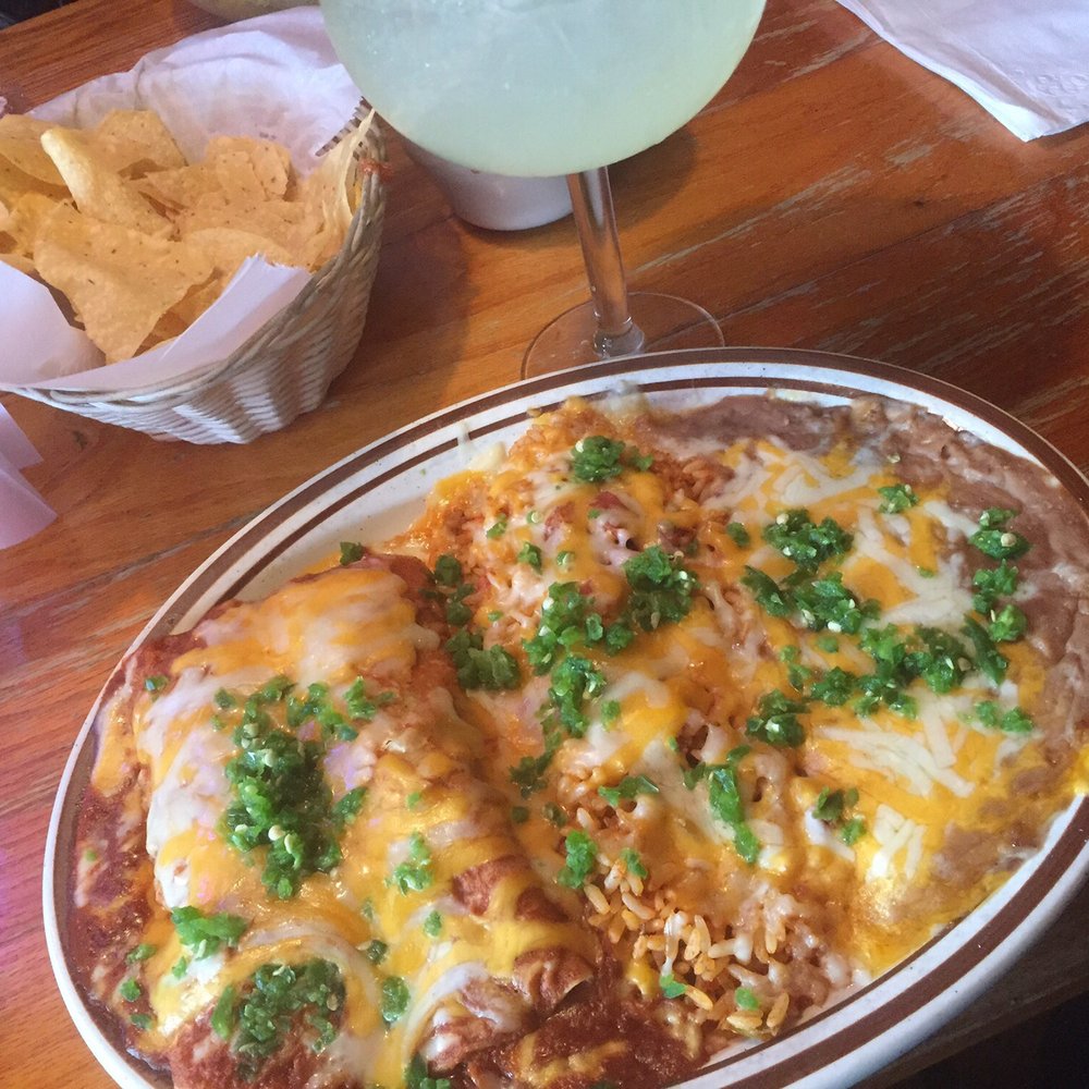 Midland Inn - Beef enchiladas dinner plate (spicy!), chips and homemade salsa, and a marg...delicious! - Bars Near Me - Murphysboro, Illinois Midland Inn - Beef enchiladas dinner plate (spicy!), chips and homemade salsa, and a marg...delicious! - Bars Near Me - Murphysboro, Illinois