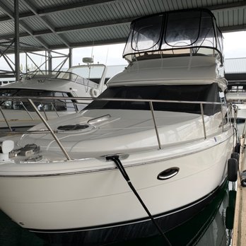 Seattle Dive Company - "We'll Find Out" moored - Boat Repair Near Me
