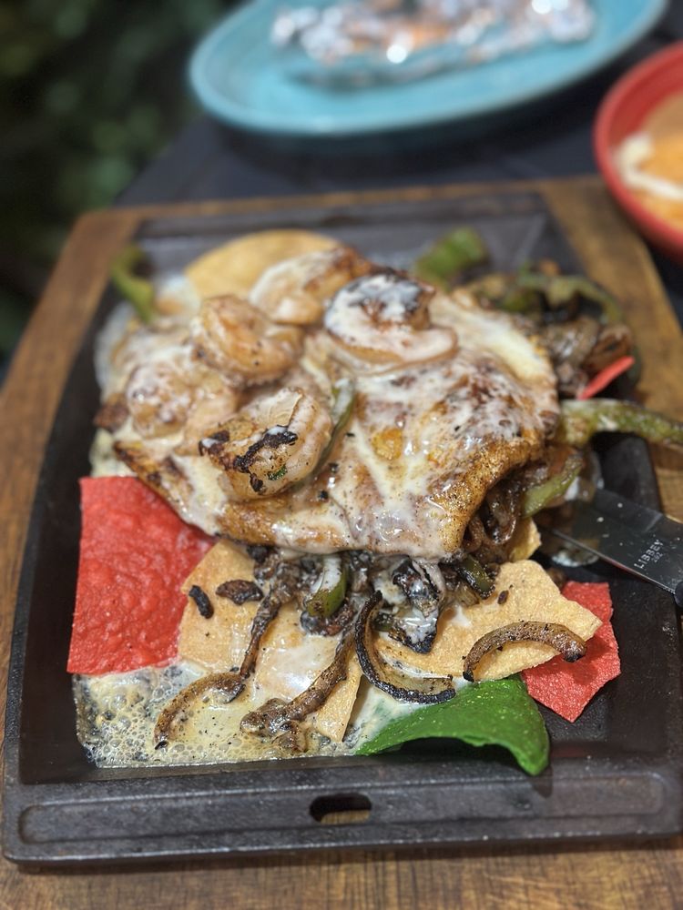 Los Patios MX Cocina