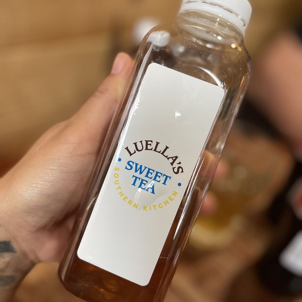Luella's Southern Kitchen - Breast Sweet Tea - Southern Near Me - Chicago, Illinois Luella's Southern Kitchen - Breast Sweet Tea - Southern Near Me - Chicago, Illinois