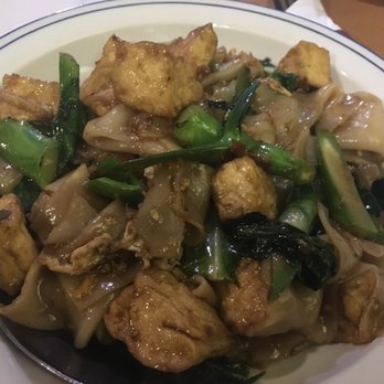 Padaek - Thai Near Me - Falls Church, Virginia