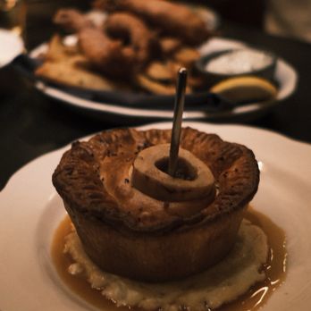 Armitage Alehouse - Chicken pot pie - Pubs Near Me - Chicago, Illinois Armitage Alehouse - Chicken pot pie - Pubs Near Me - Chicago, Illinois